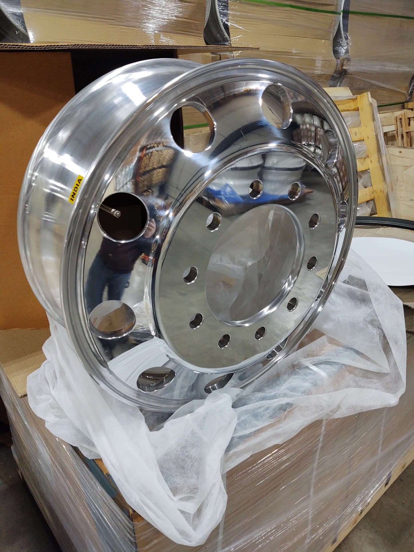 24.5 x 8.25 Aluminum Hub-Pilot Wheel