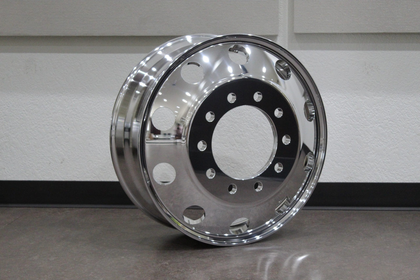 Polished Aluminum Hub-Pilot Wheel, 24.5X 8.25