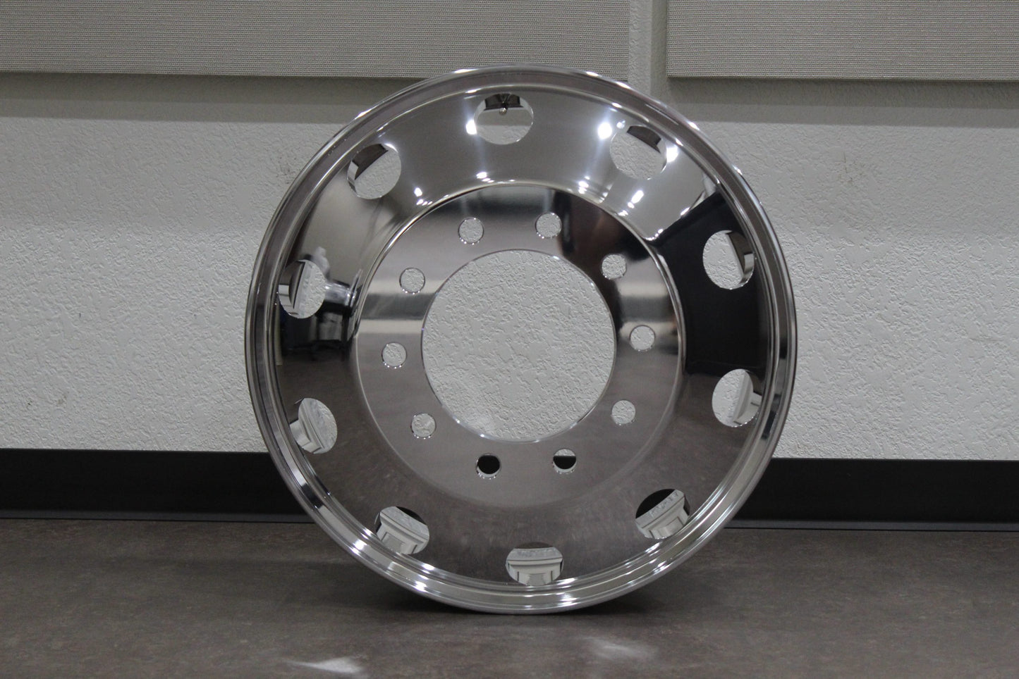 Polished Aluminum Hub-Pilot Wheel, 24.5X 8.25