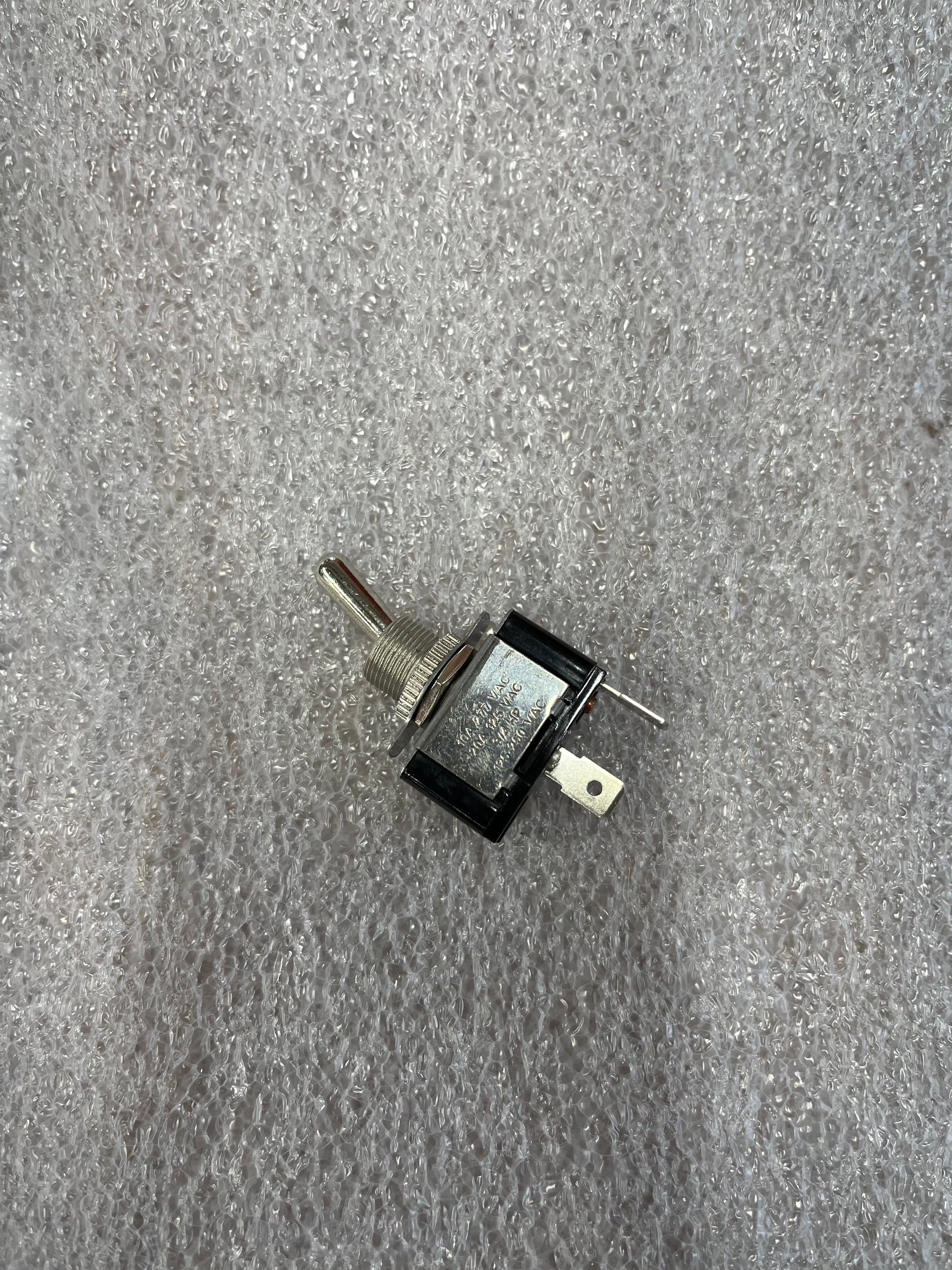 On/Off Toggle Switch, Flat Terminal – AMC Pilot Car Supply